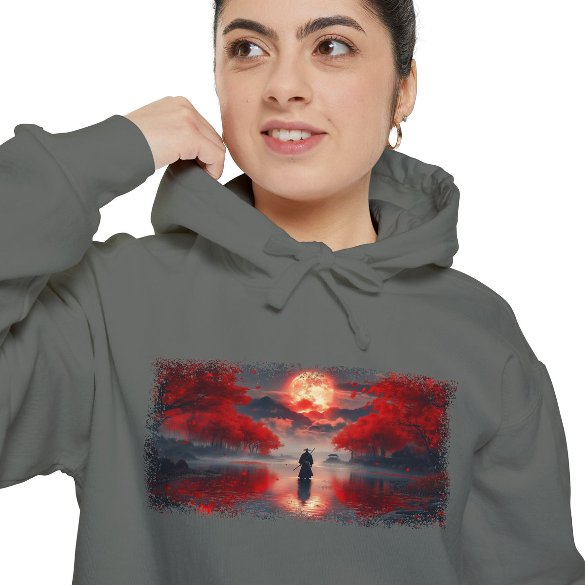 Red Moon Ronin Graphic Hoodie — Japanese Streetwear | NINJA TYO